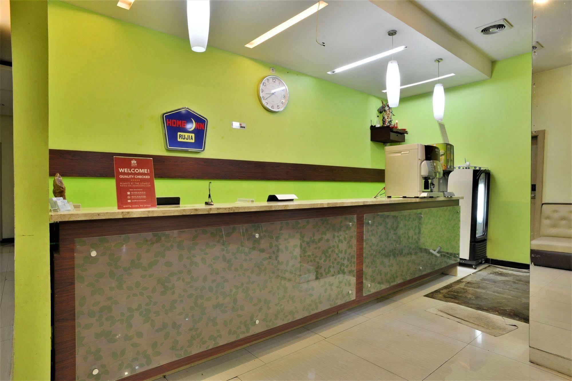 Zen Rooms Rujia Pecenongan Cakarta Dış mekan fotoğraf