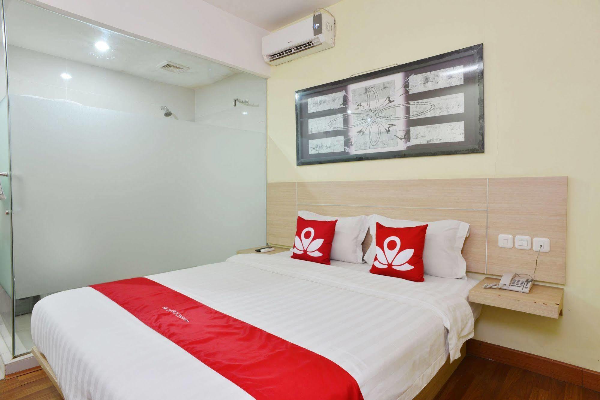 Zen Rooms Rujia Pecenongan Cakarta Dış mekan fotoğraf