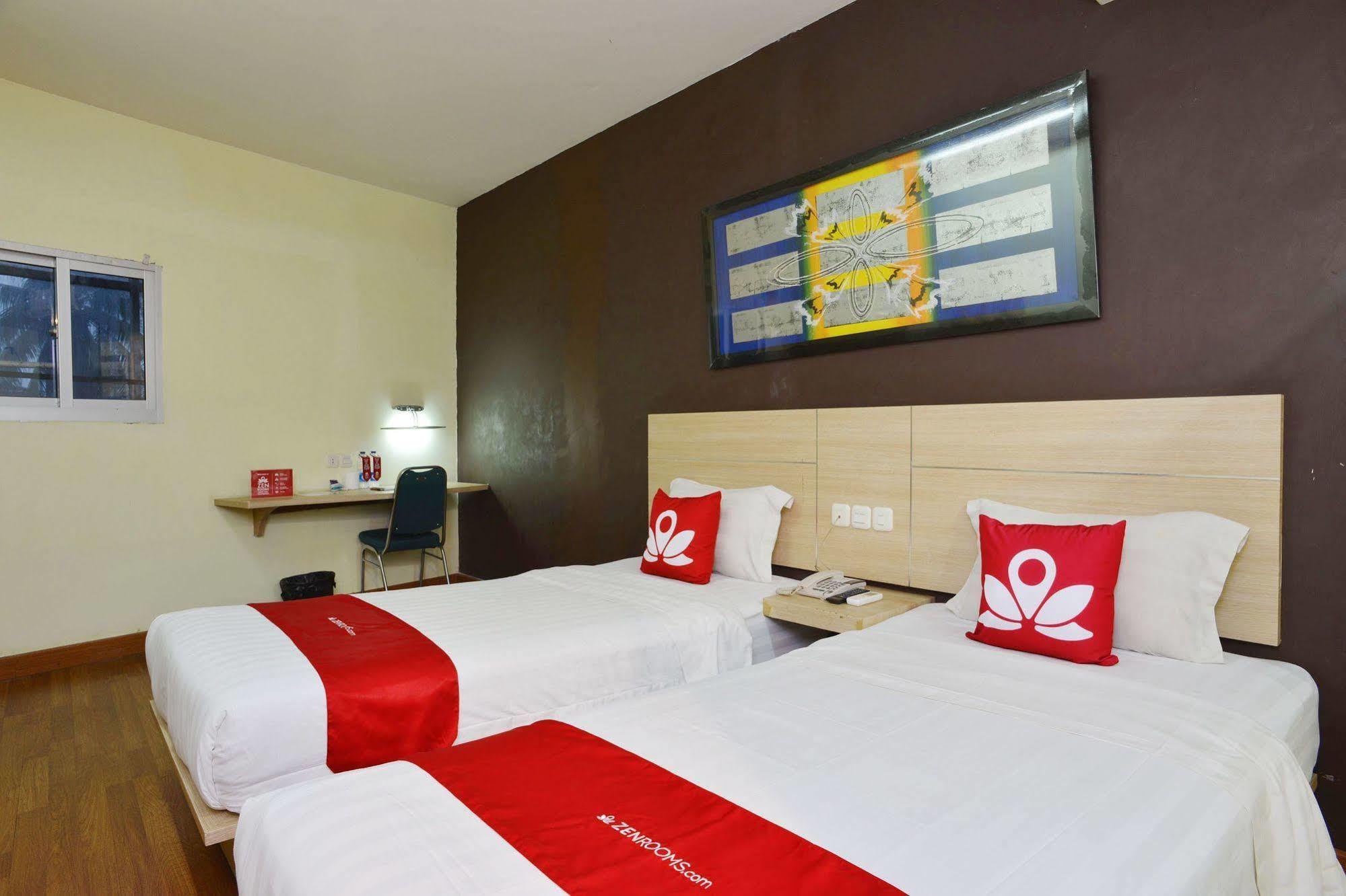 Zen Rooms Rujia Pecenongan Cakarta Dış mekan fotoğraf