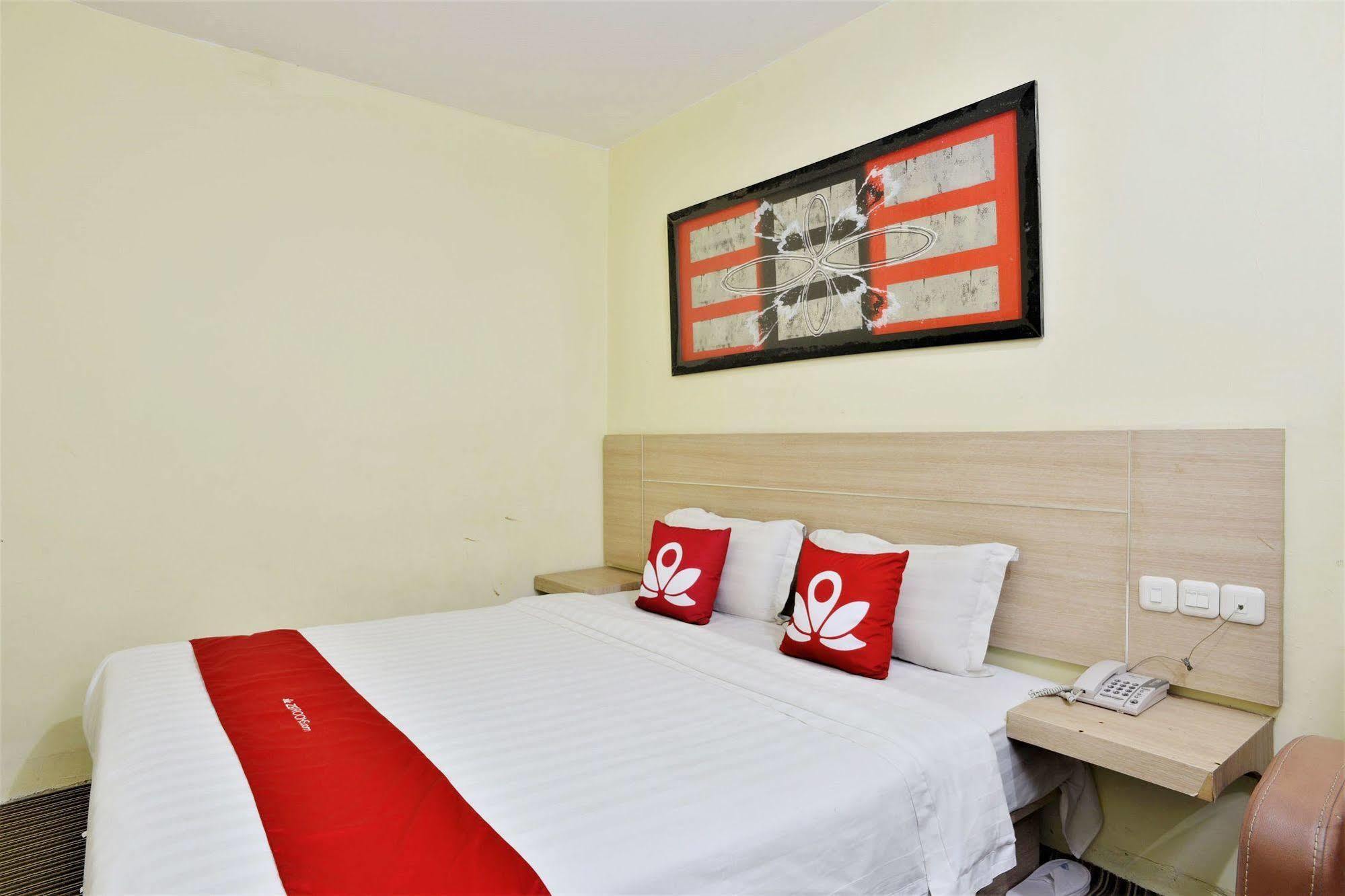 Zen Rooms Rujia Pecenongan Cakarta Dış mekan fotoğraf